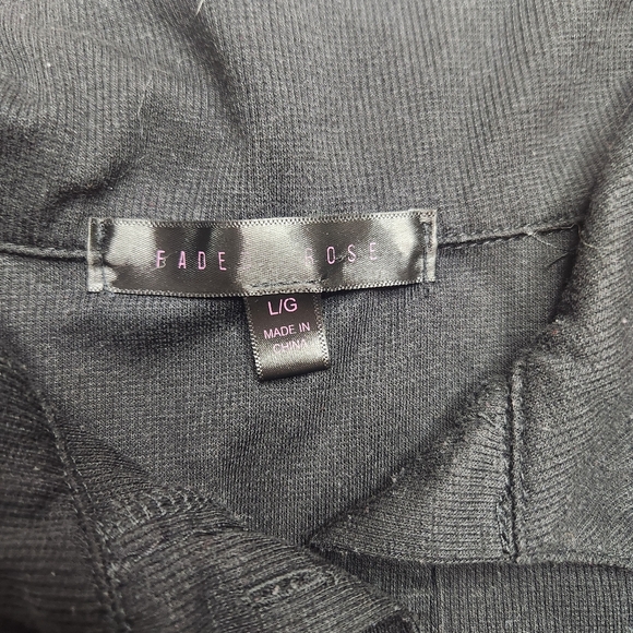 Faded Rose Angel Y2K Black Long Sleeve Crop Polo Shirt - Picture 3 of 9